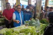 Mendag Zulkifli Hasan...
