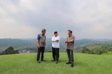 Wagub Jabar Uu Ruzhanul...