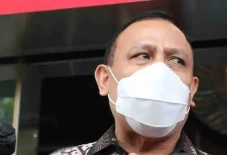 Firli Bahuri Dorong...
