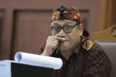 Edy Mulyadi Jalani Sidang...