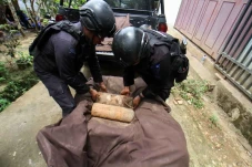 Detasemen Gegana Sat...