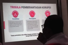 Puji Firli dkk Tangkap...