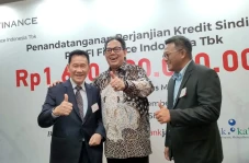 Bank DKI Tandatangani...