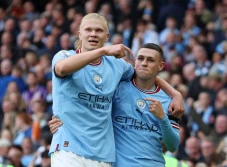 Erling Haaland dan Phil...