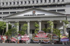 Karangan Bunga Ucapan...