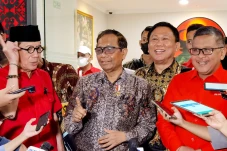 Mahfud Dukung Usul PDIP...