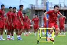 Latihan Timnas Indonesia...