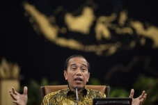 Presiden Jokowi Cabut...