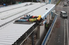 Revitalisasi Halte TransJakarta...