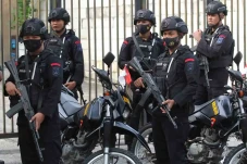 1.600 Polisi Dikerahkan...
