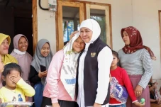 Khofifah Resmikan Hunian...