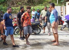 Ditangkap Polisi, Begini...