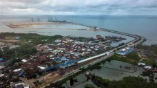 Melihat Megaproyek Makassar...
