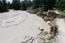 598 Rumah Terendam Banjir...