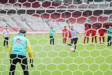 100 Hari Jelang Piala...