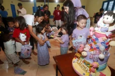 Keseruan Ulang Tahun...