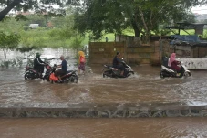 Banjir Akibat Luapan...