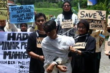 Mahasiswa Stikosa AWS...