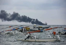 Kapal Tanker MT Christian...
