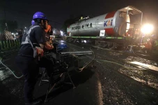 Gerbong Kereta Pengangkut...
