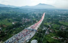 Kepadatan Ribuan Kendaraan...