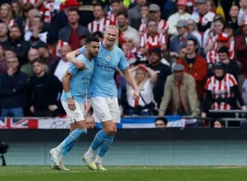 Man City Melaju ke Final...