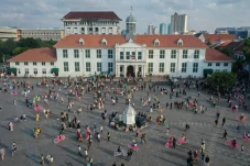 Kota Tua Jakarta Dipadati...