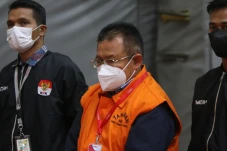 Direktur Keuangan PT...