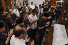 Jenazah Mantan Menteri...