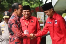 Momen Jokowi dan Ganjar...