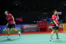Rinov dan Pitha Kalah...