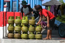 Beli LPG 3 Kg Wajib...