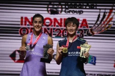 Kalahkan Carolina Marin,...