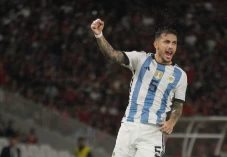 Argentina Kalahkan Timnas...