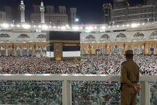 Kepadatan Masjidil Haram...