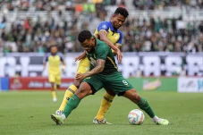 Persebaya Imbang Lawan...