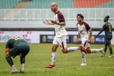 PSM Makassar Kalahkan...