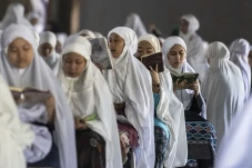 Potret Santriwati Al...
