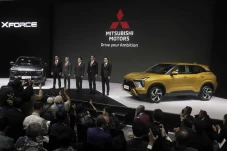 Mitsubishi Resmi Luncurkan...