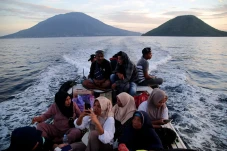 Bikin Iri, Ini Pemandangan...