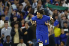 Enzo Fernandez Pecah...