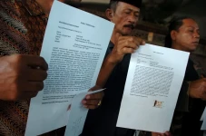 Pengunduran Diri Pengurus...