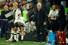 Jerman Tekuk Prancis...