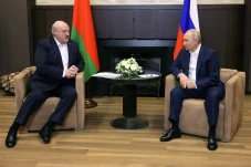 Vladimir Putin Sambut...