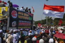 Aksi Bela Rempang di...