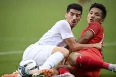 Keok Lawan Uzbekistan,...