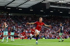 Scott McTominay Pahlawan...