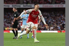 Arsenal Tekuk Man City...