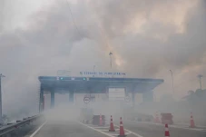 Tol Palindra Tertutup...