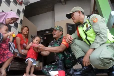 Babinsa Door to Door...